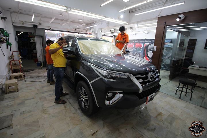 Toyota Fortuner got 'Glass Coated'

Removes Minor Scratches & Gives Additional Gloss, makes Cleaning Easy , Water & Dust Repellant

Creative Motors Ahmedabad
99099 99135

#carwash #cardetailing #ahmedabad #ceramic #glasscoating
#bmw #qualityovereverything