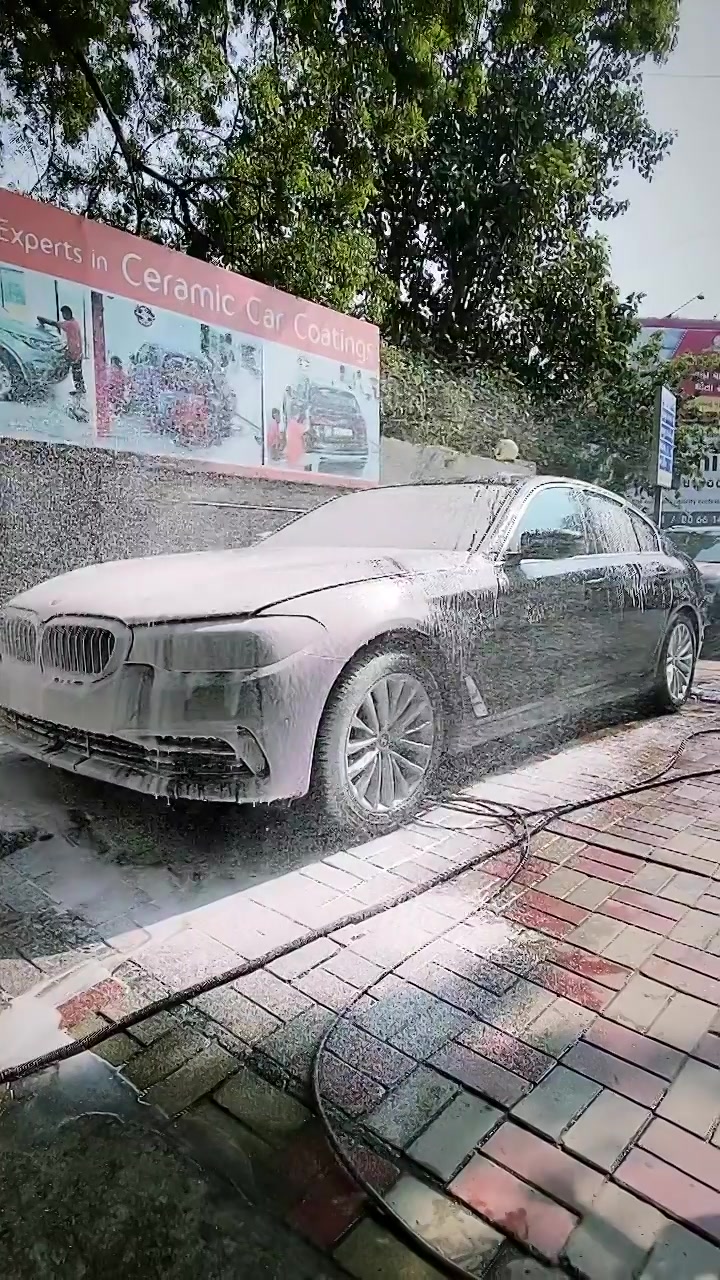 BMW 520D ceramic coated 🔥@creativemotors
#ceramiccoating #bmw #carcoating #blacklove #reels #instagram #ahmedabad #premiumcars #supercars #shine #@creativemotors